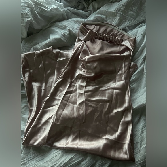 satin strapless pink dress - Picture 4 of 4